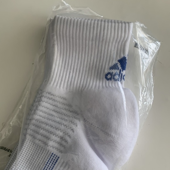 2 pair Adidas performance quarter socks. - Picture 3 of 4